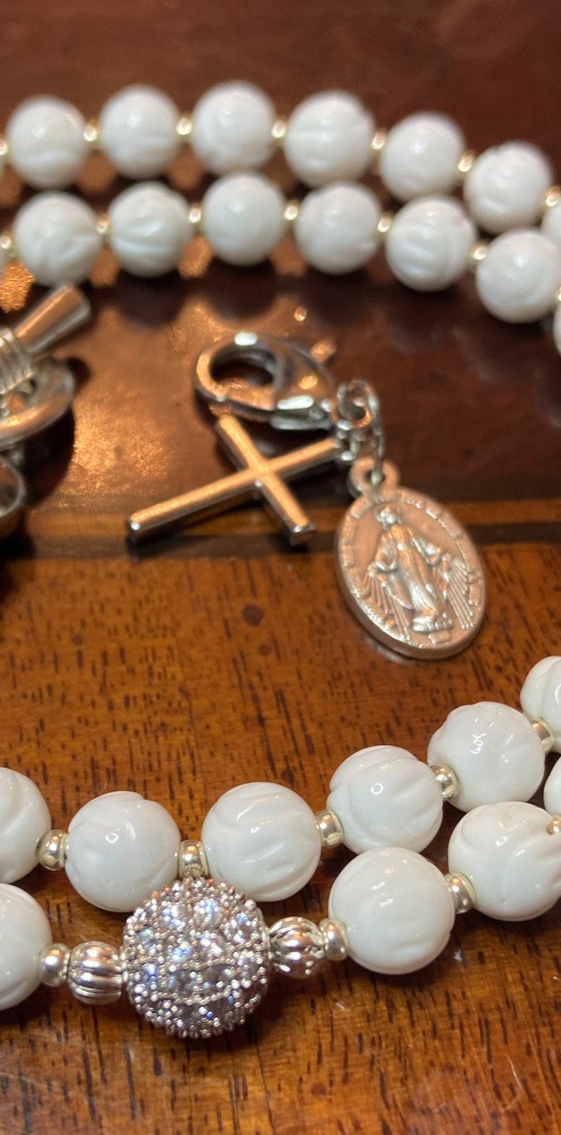 Sparkle Sanctus Necklace & Miraculous Medal ! Sit Dominus vobiscum