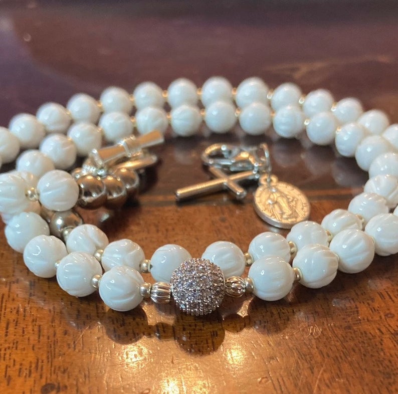 Sparkle Sanctus Necklace & Miraculous Medal ! Sit Dominus vobiscum